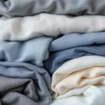 descubra como a psicologia explica a escolha das cores nas roupas por pessoas inseguras e o que essas cores revelam sobre suas emoções e personalidade.